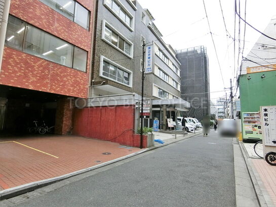 ビル周辺風景②