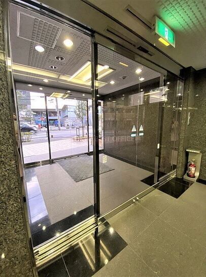 エントランスホール②