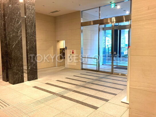 エントランスホール