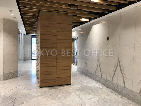 エントランスホール①