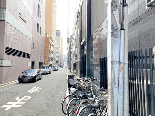 ビル周辺風景②