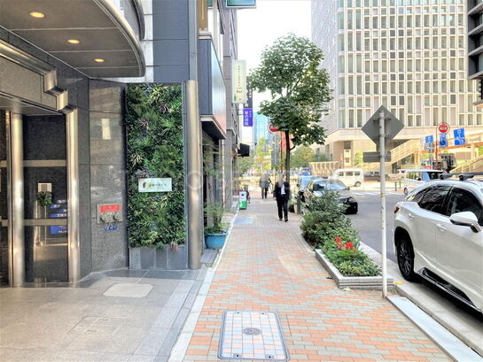 ビル周辺風景①