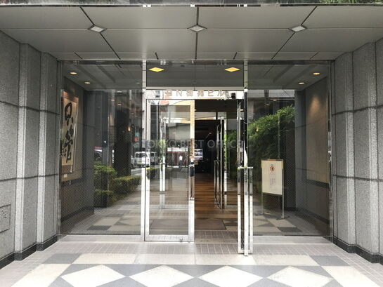 ビルエントランス②