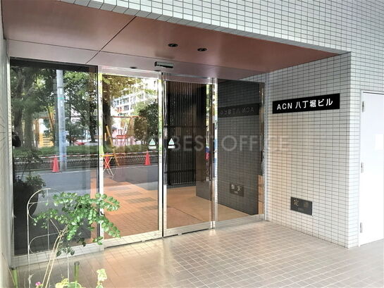 ビルエントランス②