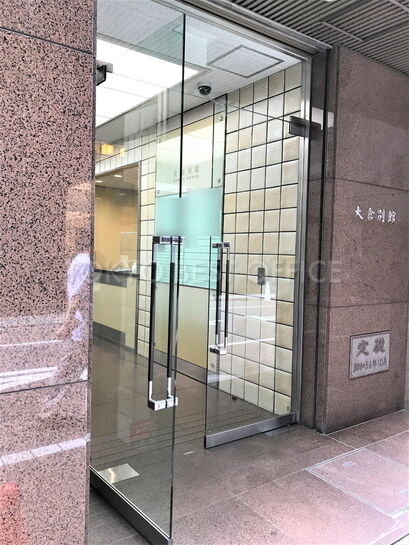 ビルエントランス③