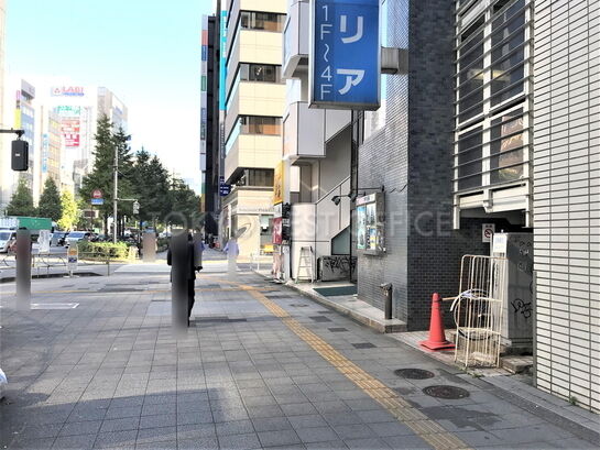 ビル周辺風景②