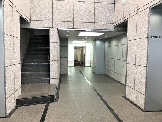 エントランスホール