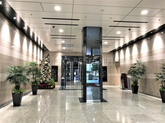 エントランスホール①