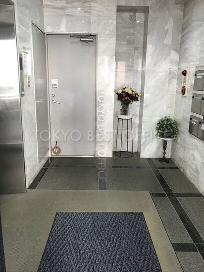 エントランスホール①