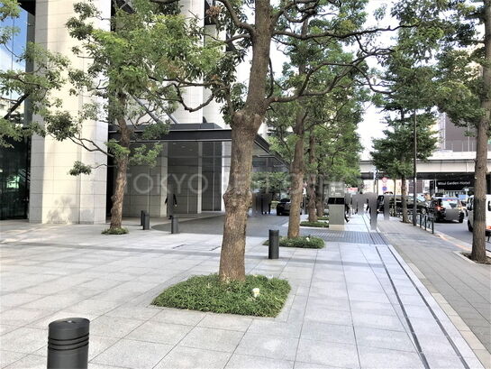 ビル周辺風景④