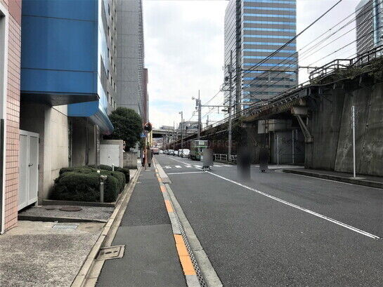 ビル周辺風景②