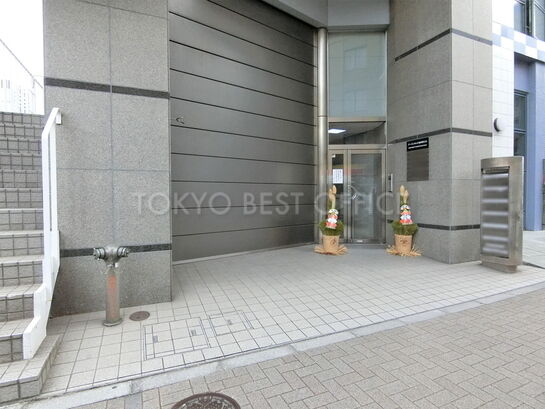 ビルエントランス