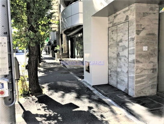 ビル周辺風景②