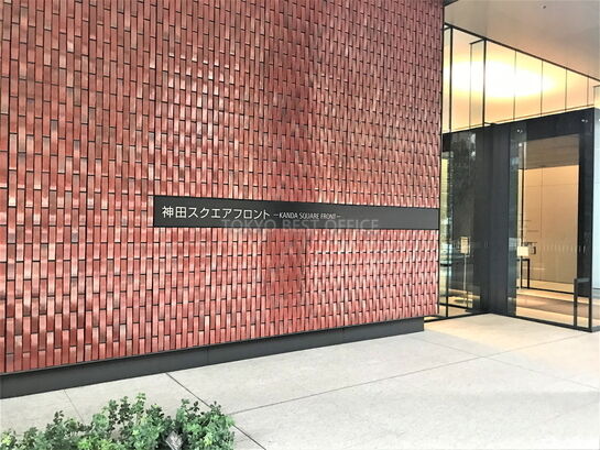 ビルエントランス②