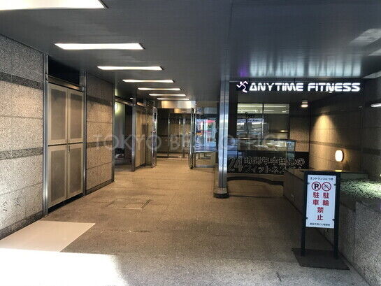 ビルエントランス②