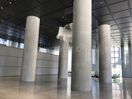 エントランスホール③