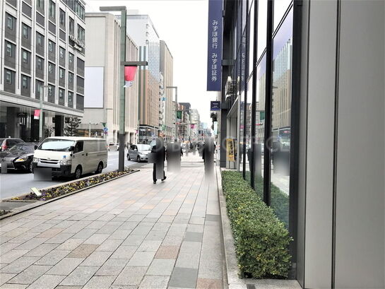 ビル周辺風景①