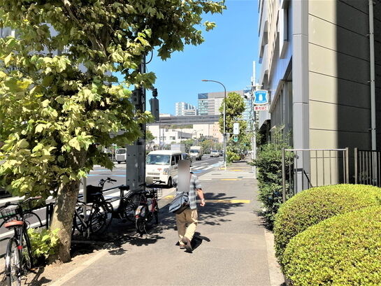 ビル周辺風景②