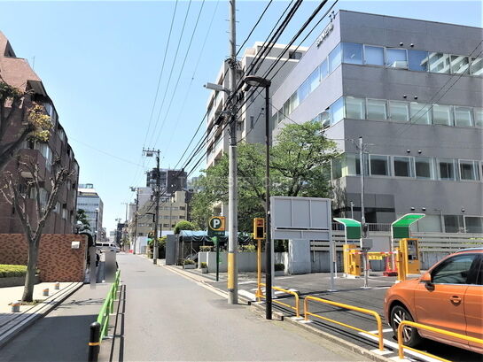 ビル周辺風景②