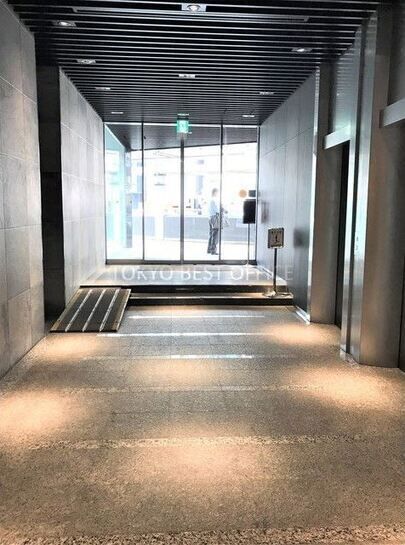 エントランスホール③