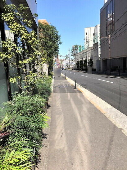 ビル周辺風景②