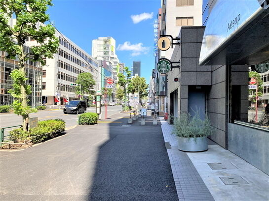 ビル周辺風景②