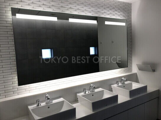 女性用トイレ④