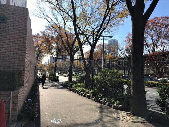 ビル周辺風景③