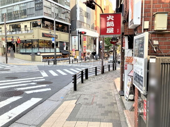 ビル周辺風景①