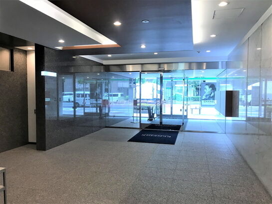 エントランスホール②