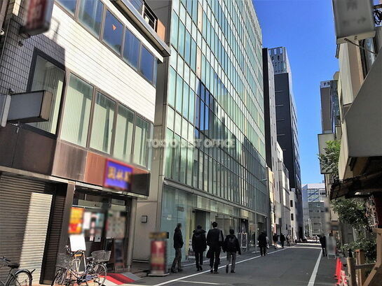 ビル周辺風景②