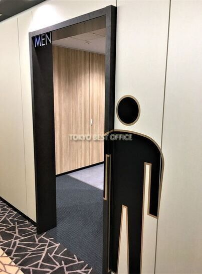 17階男性用トイレ①