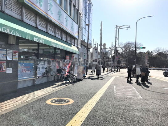 ビル周辺風景③