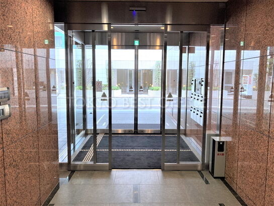 エントランスホール