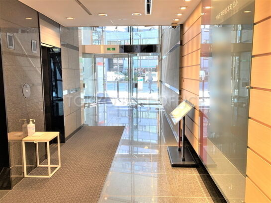 エントランスホール②