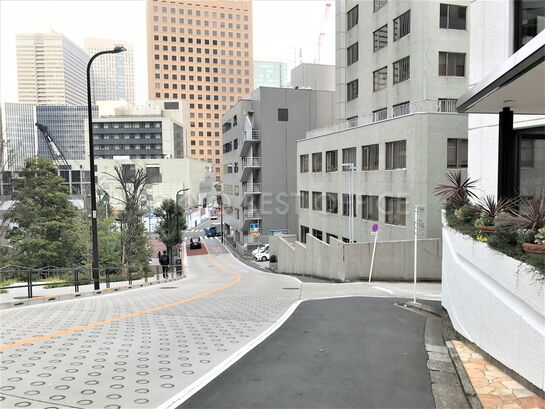 ビル周辺風景③