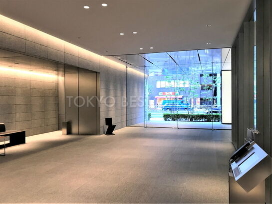 エントランスホール②