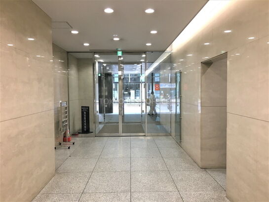 エントランスホール②