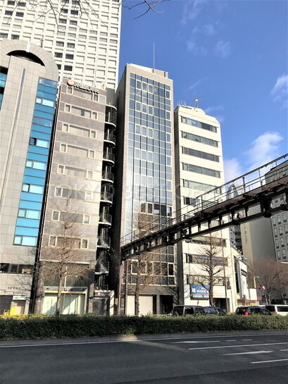 SKI西新宿外観③