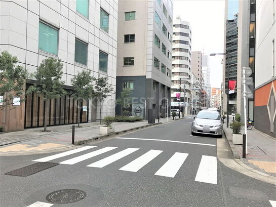 ビル周辺風景③