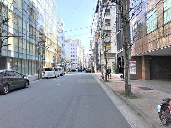 ビル周辺風景③