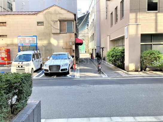 ビル周辺風景③