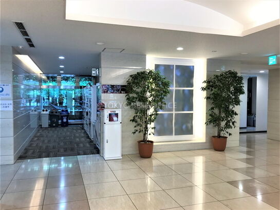 エントランスホール②