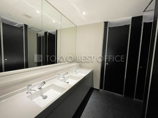 5階女性お手洗い