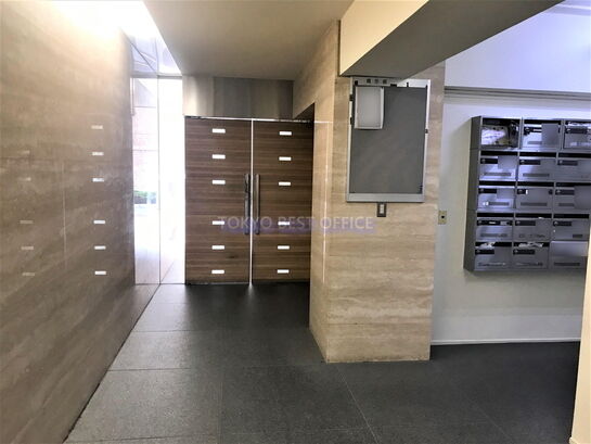 エントランスホール②