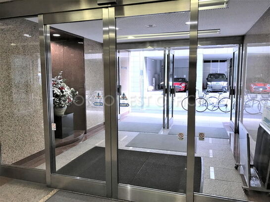 エントランスホール③