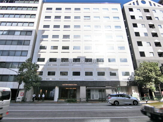 グランファースト新宿御苑外観①