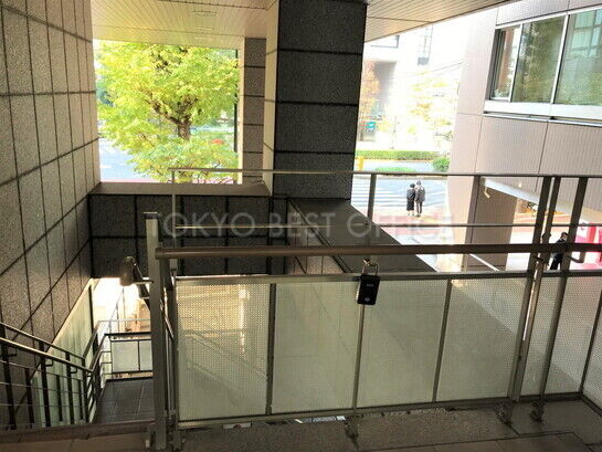 2階専用外階段③