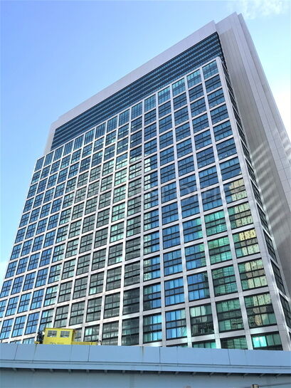 東京汐留ビルディング外観②