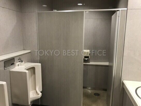 男性用トイレ③